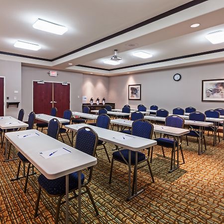 Holiday Inn Express & Suites Cleveland By Ihg Dış mekan fotoğraf