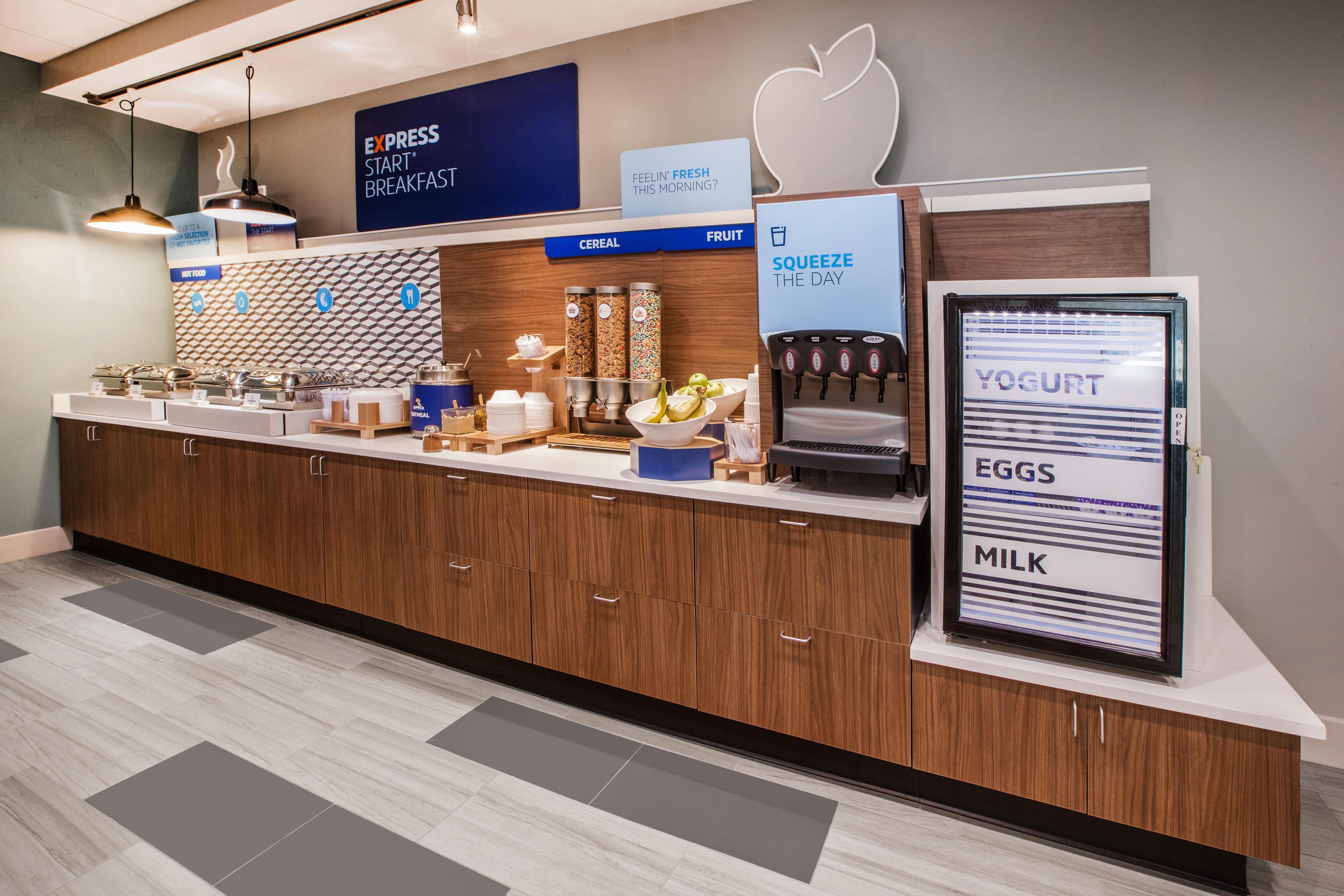Holiday Inn Express & Suites Cleveland By Ihg Dış mekan fotoğraf
