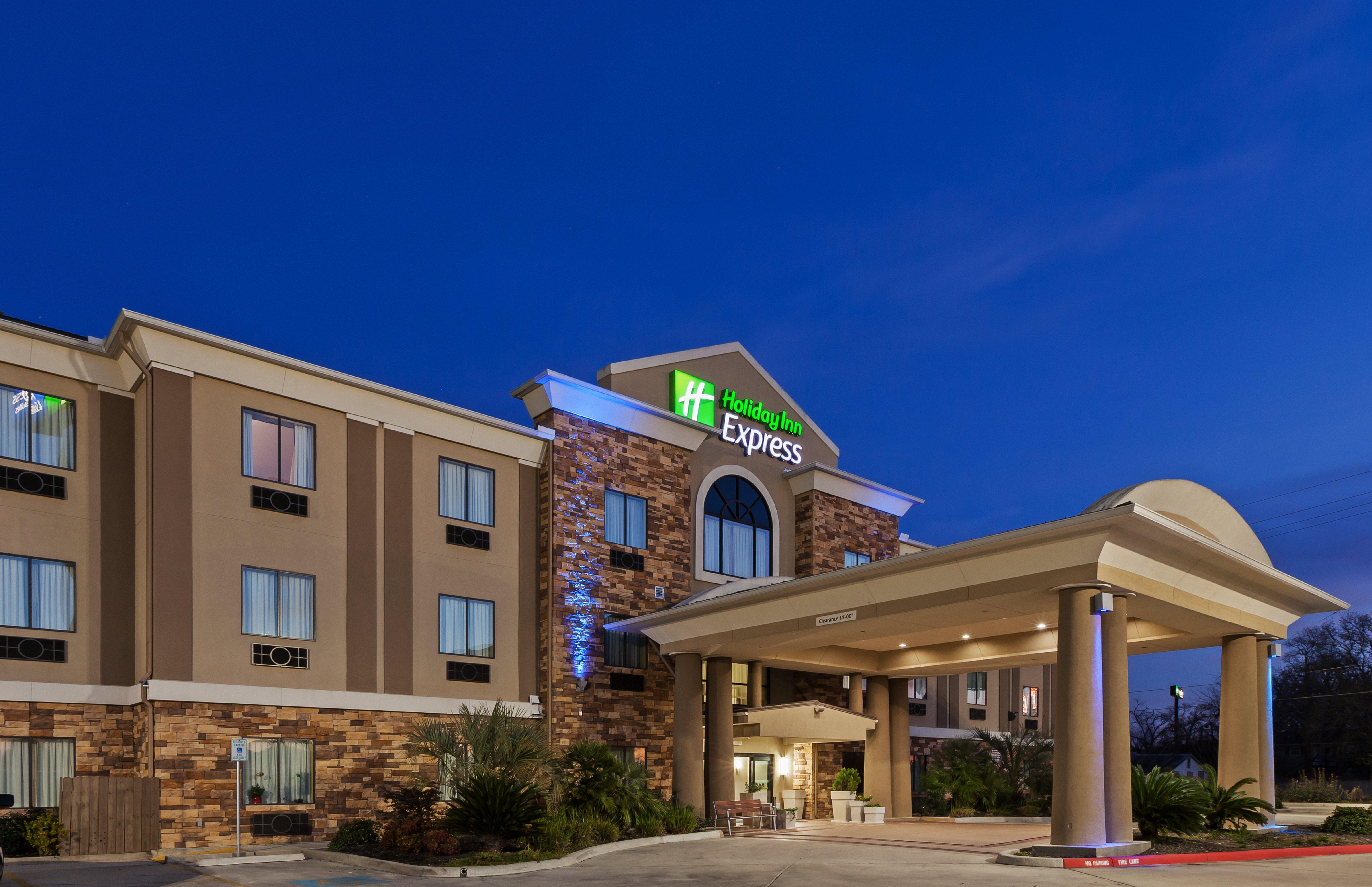Holiday Inn Express & Suites Cleveland By Ihg Dış mekan fotoğraf