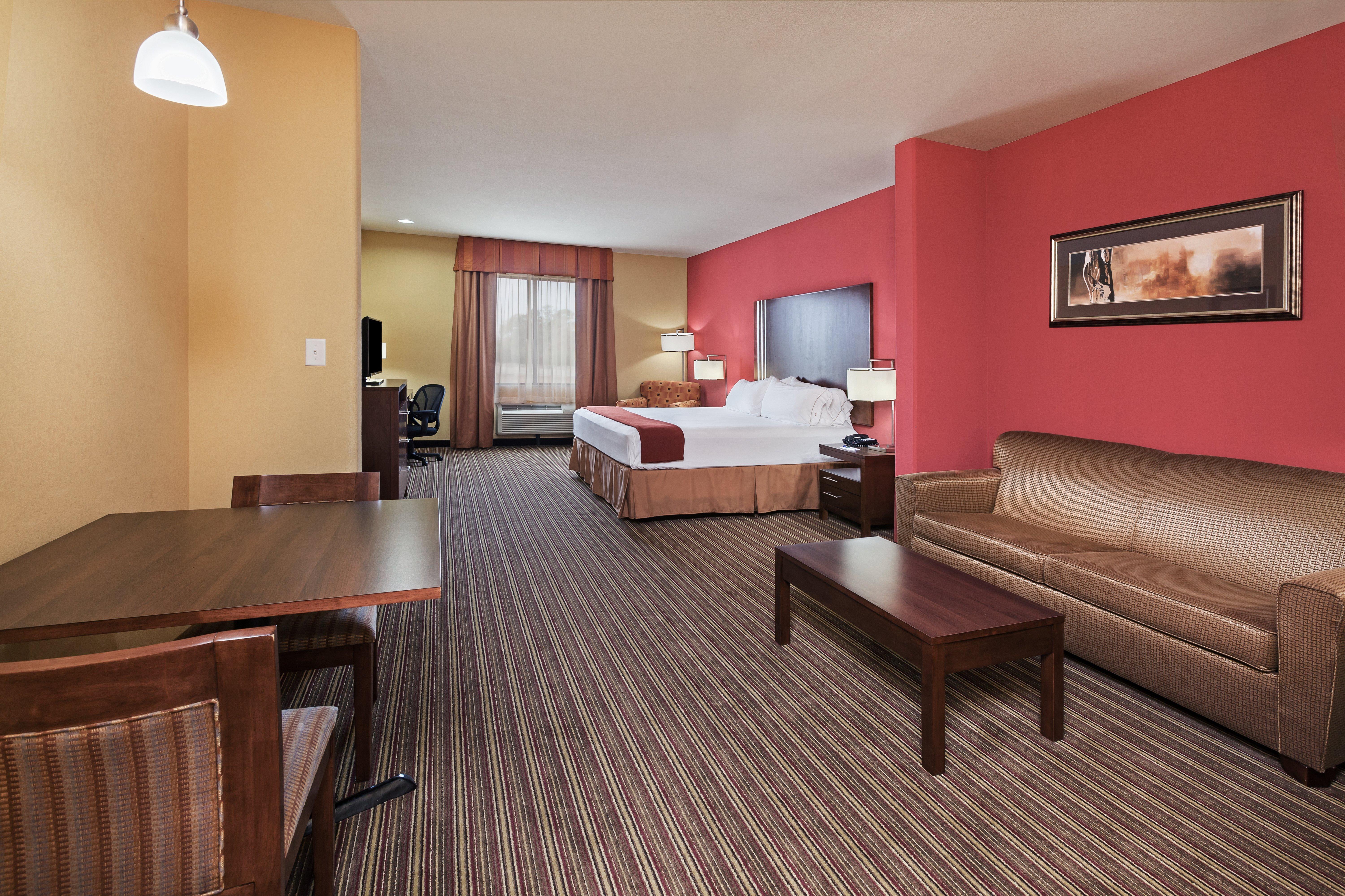 Holiday Inn Express & Suites Cleveland By Ihg Dış mekan fotoğraf