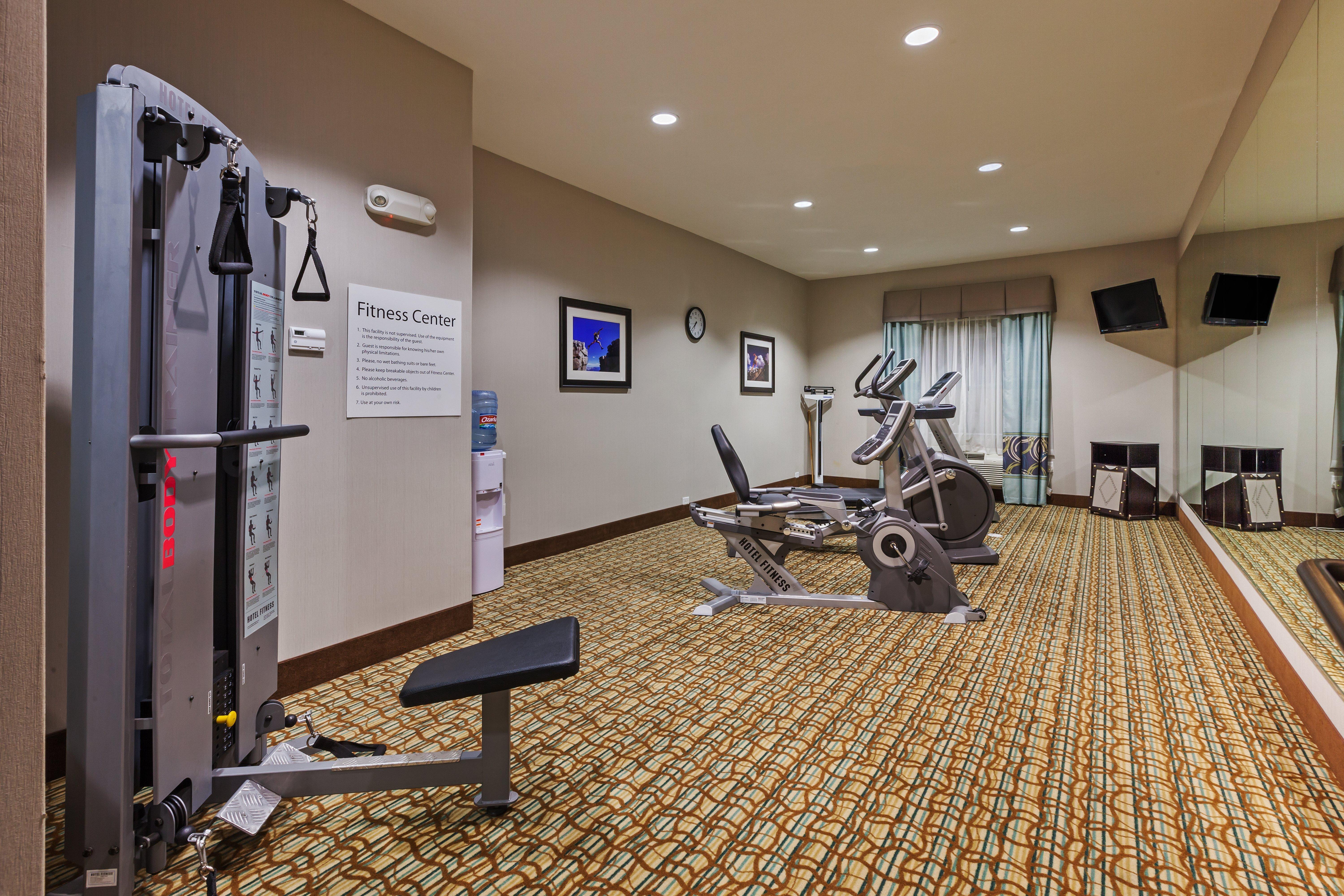 Holiday Inn Express & Suites Cleveland By Ihg Dış mekan fotoğraf