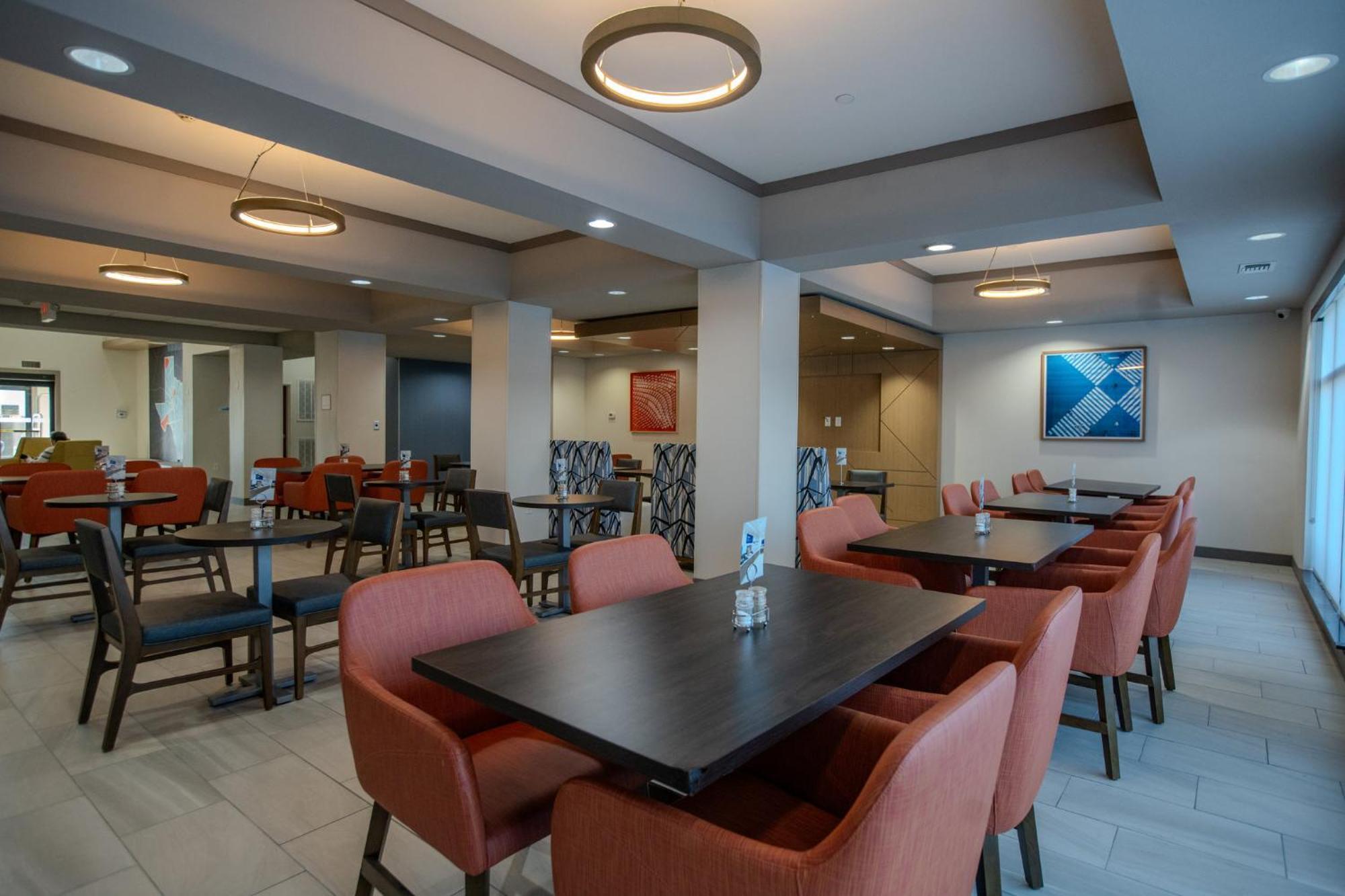 Holiday Inn Express & Suites Cleveland By Ihg Dış mekan fotoğraf
